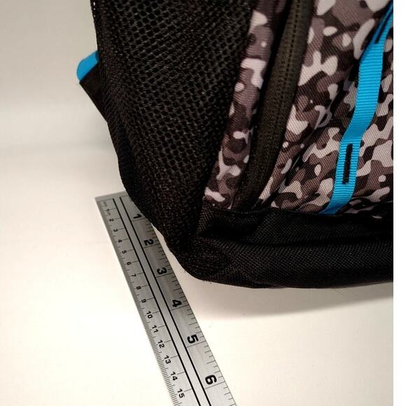 High Sierra Back Pack Book Bag Camo Black Gray Blue Polyester - Picture 10 of 10